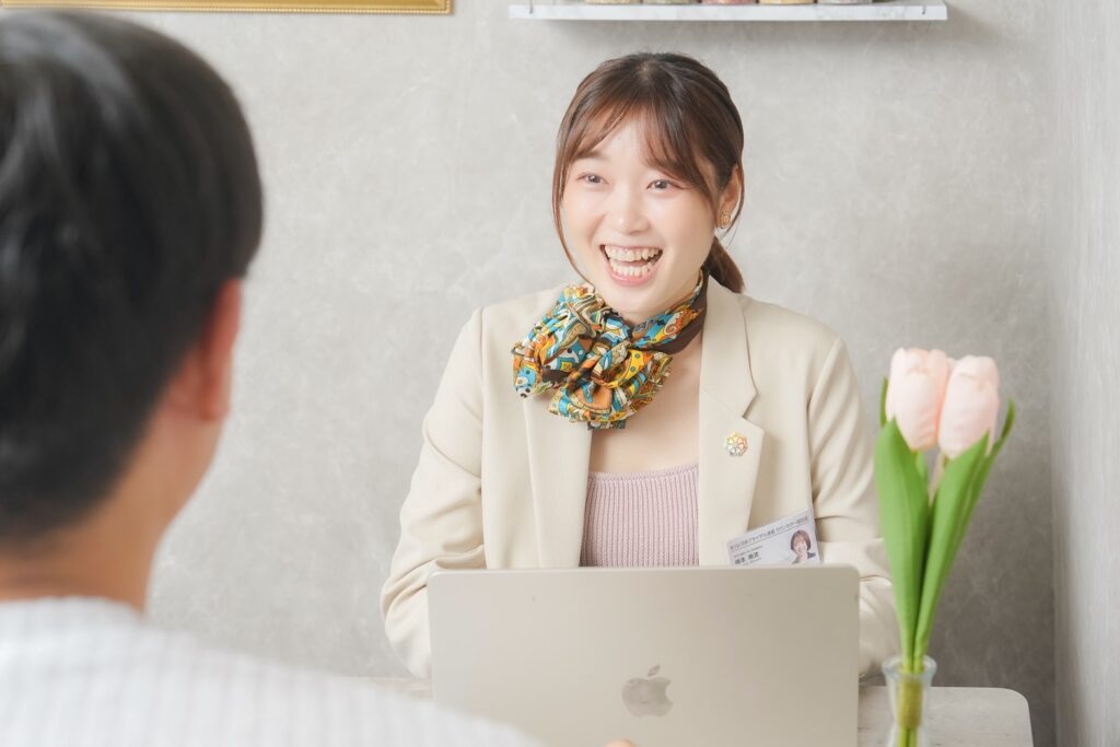 初めまして！CUE LAB Marriage 婚活アドバイザーの南波です＾＾